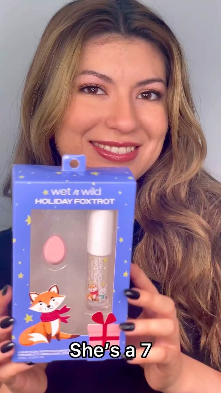 wet'n wild beautyのインスタグラム：「Get foxy with Holiday Foxtrot’s Liquid Highlighter Set 🦊   The glow is a 10/10 🙌 ⁠ ⁠ Get the #HolidayFoxtrot collection ONLY at @UltaBeauty (online & in-store) #crueltyfree」