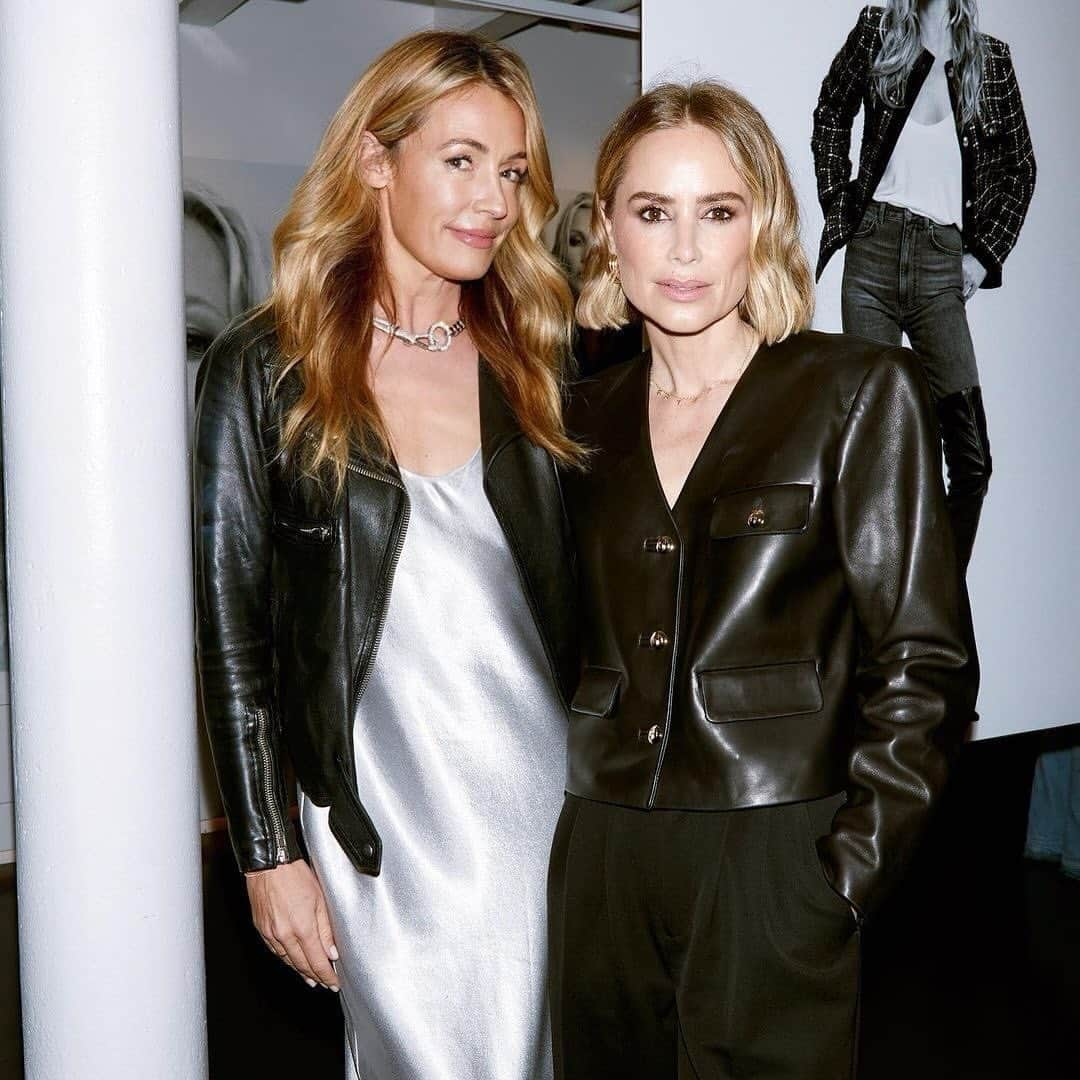 キャット・ディーリーのインスタグラム：「Celebrating the wonderful @AnineBing and the launch of their Kate tote this week in London !! 🖤✨ @RosieHW @KateMossAgency」