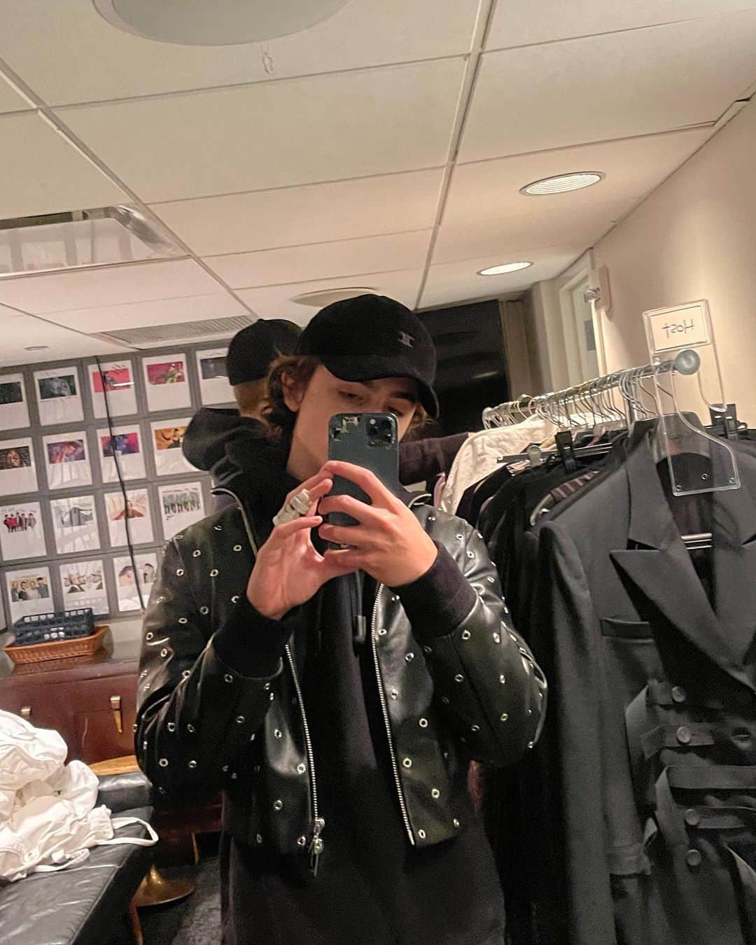 ティモシー・シャラメのインスタグラム：「SNL tonight RUN IT」