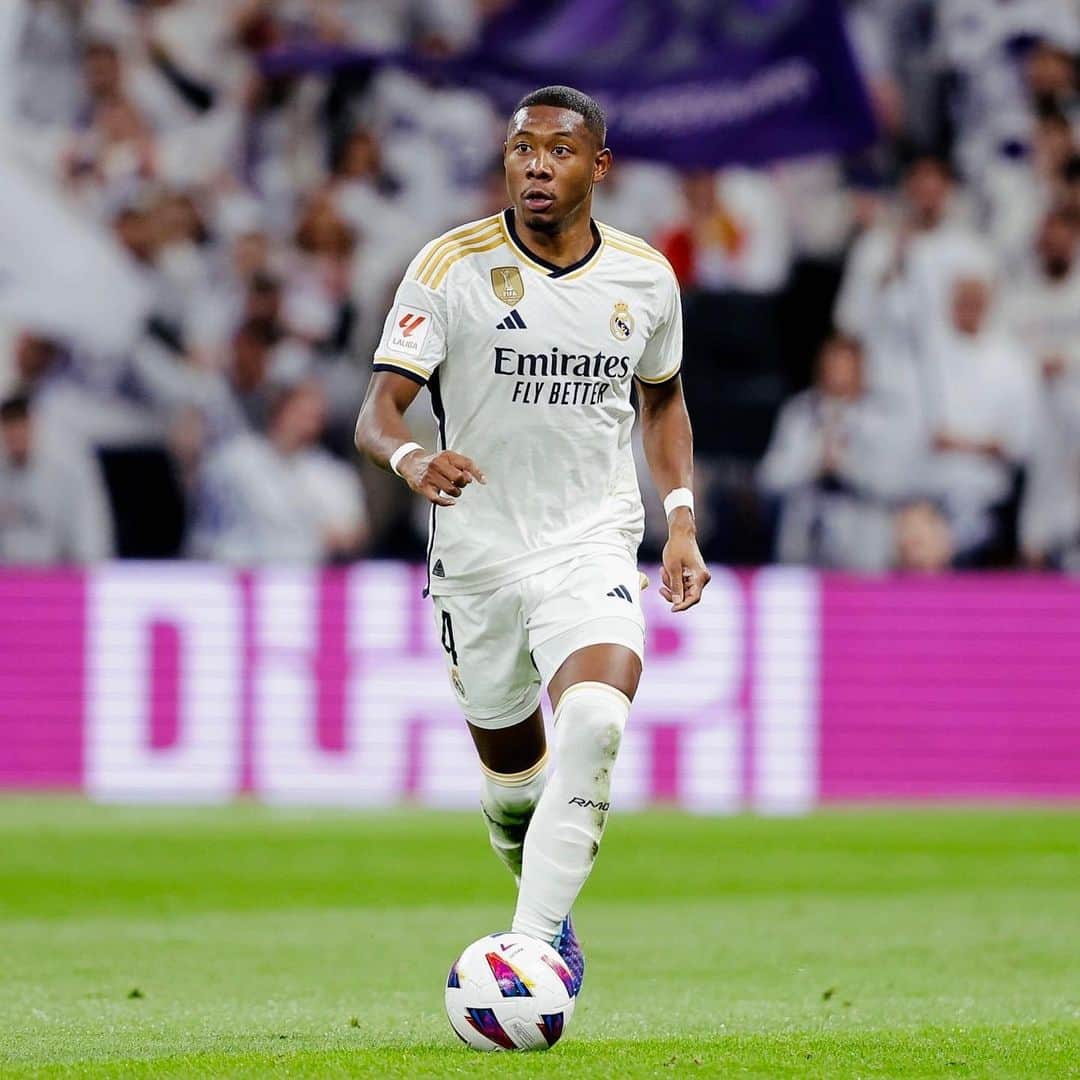 ダヴィド・アラバのインスタグラム：「Gran Victoria! Tres puntos más 🤍 Hala Madrid!」
