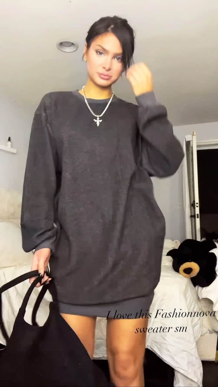 Brighton Sharbinoのインスタグラム：「ootd @fashionnova」