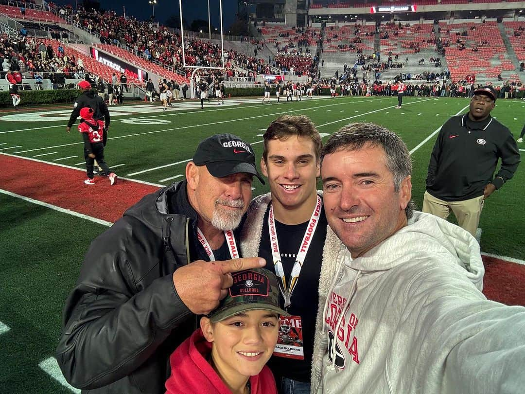 バッバ・ワトソンのインスタグラム：「At the Georgia game with Caleb tonight and look who I ran into… Bill Goldberg he is a Legend! goldberg95」