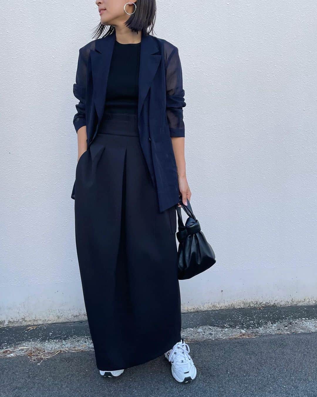 Hiromi Ｍaedaさんのインスタグラム写真 - (Hiromi ＭaedaInstagram)「EASY COCOON SKIRT再・受注販売のお知らせ✉️  昨日、一部の決済手段にて決済ができない不具合が生じておりましたため、販売日を延期させていただいておりましたが、 現在は復旧し問題なくご利用いただけることが確認出来ましたので 本日、 11/12(日)21:00〜11/14(火)23:59 再・受注販売をスタートさせていただきます！  お忙しい時間帯ですが、是非ご検討くださいませ☺️  @frey__jp #frey_jp」11月12日 9時09分 - hiron953