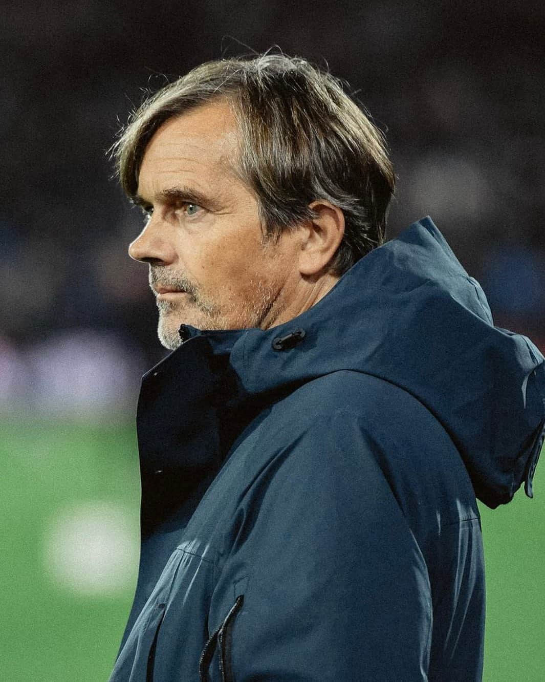 フィテッセのインスタグラム：「Vitesse en Phillip Cocu per direct uit elkaar.   #Vitesse」