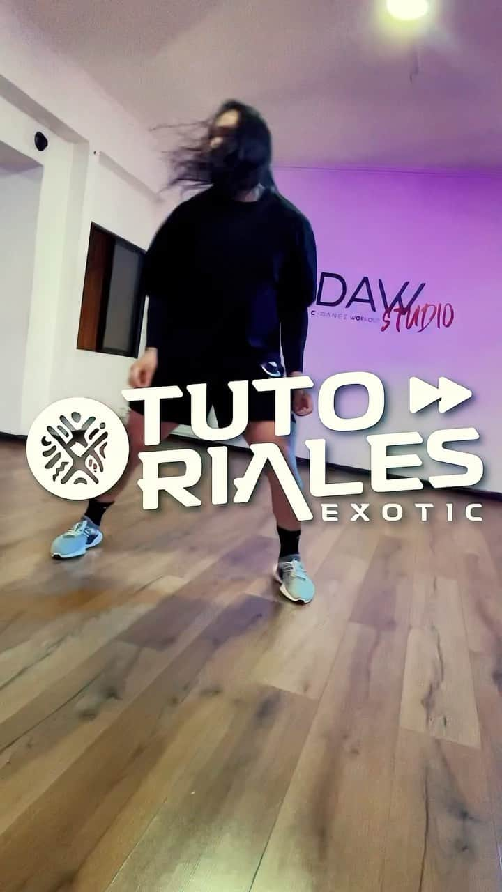 クラウディオ・リースのインスタグラム：「Extrañaba subir Reel!!   Canción de mi último Tutorial #Epic   #xdaw #exoticdanceworkout #klaudioreies」