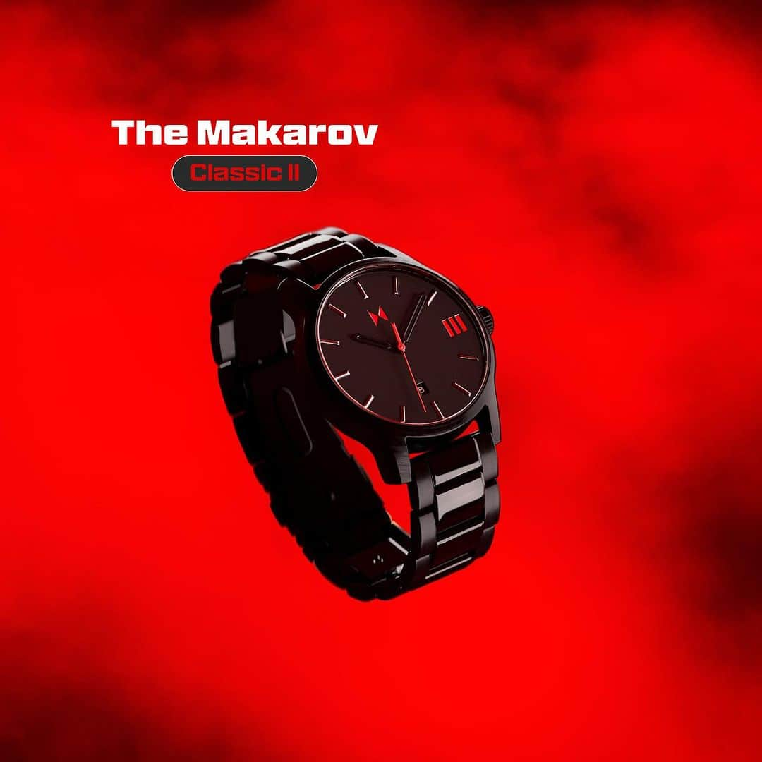 MVMTさんのインスタグラム写真 - (MVMTInstagram)「Limited edition MVMT x @callofduty: Modern Warfare III The Makarov watch takes its namesake from the game’s cold and calculated antagonist Vladimir Makarov, and his three-hand watch is fittingly sleek and sophisticated—a design that would look right at home on Vladimir Makarov’s wrist. Featuring the new campaign’s official Red color theme and subtle nods to the game’s legendary lore: a Konni snake and sword backplate, and a “III” logo at the 3-hour mark. Only 500 made.」11月12日 9時34分 - mvmt