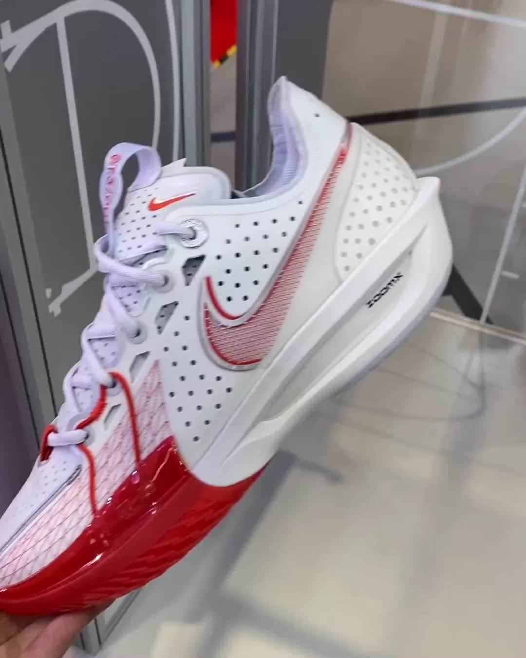 Sneaker Newsのインスタグラム：「Can't wait for the GT CUT 3. Coming Spring 2024.⁠ Are you a fan?⁠ LINK IN BIO for full details.⁠ 📹️: @ kicksvisionofficial/@ink3ufang」