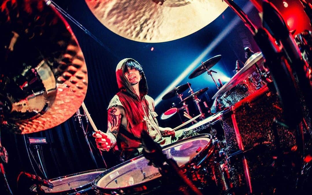 Katsuma さんのインスタグラム写真 - (Katsuma Instagram)「"SETLIST ELECTION" ONE MAN TOUR 2023 at Zepp Sapporo  Photos @yamada_mphoto   #coldrain #SWEETSIXTEEN」11月12日 10時31分 - katsuma_drums