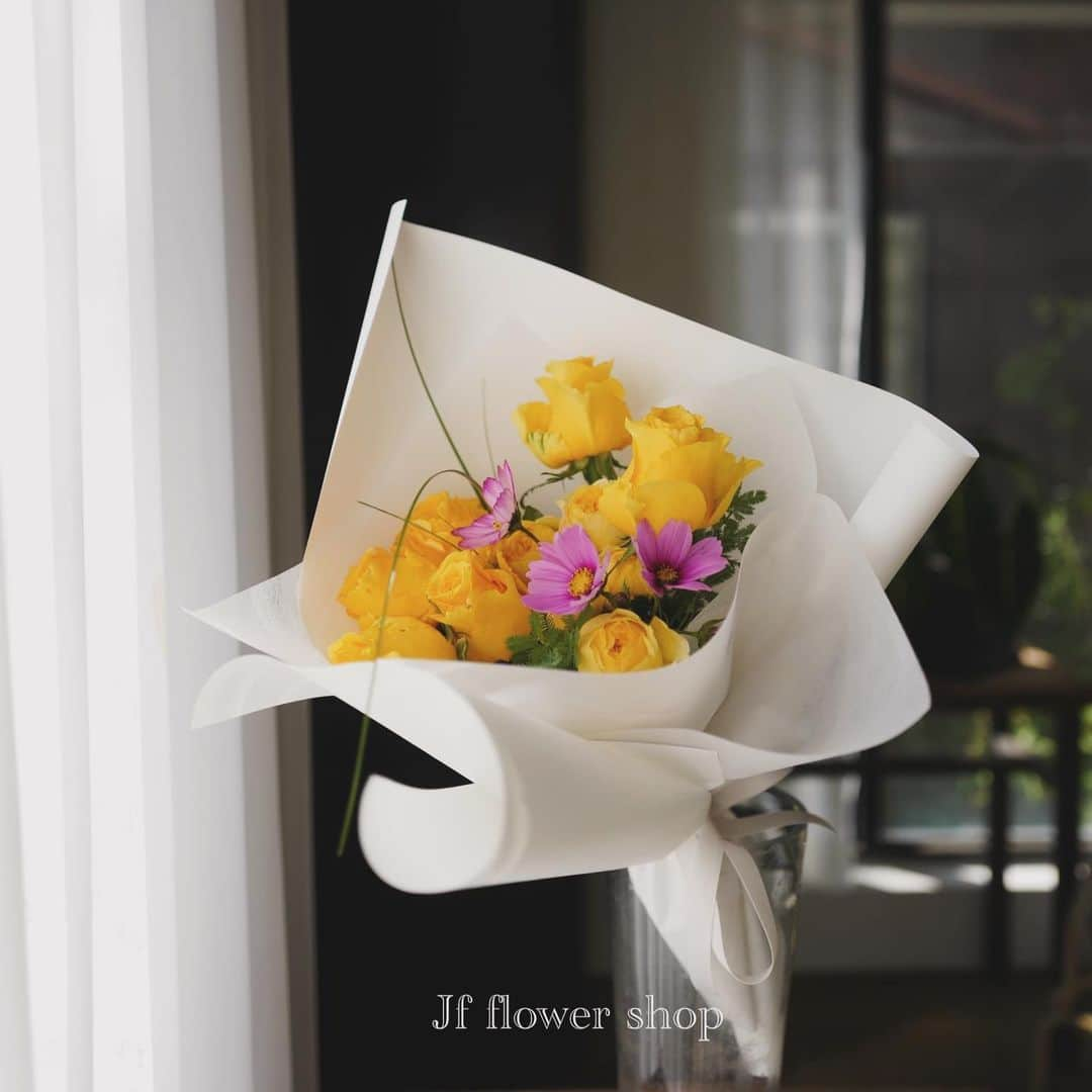 JF flower Shopさんのインスタグラム写真 - (JF flower ShopInstagram)「Jf flower shop」11月12日 10時50分 - jfflowershop