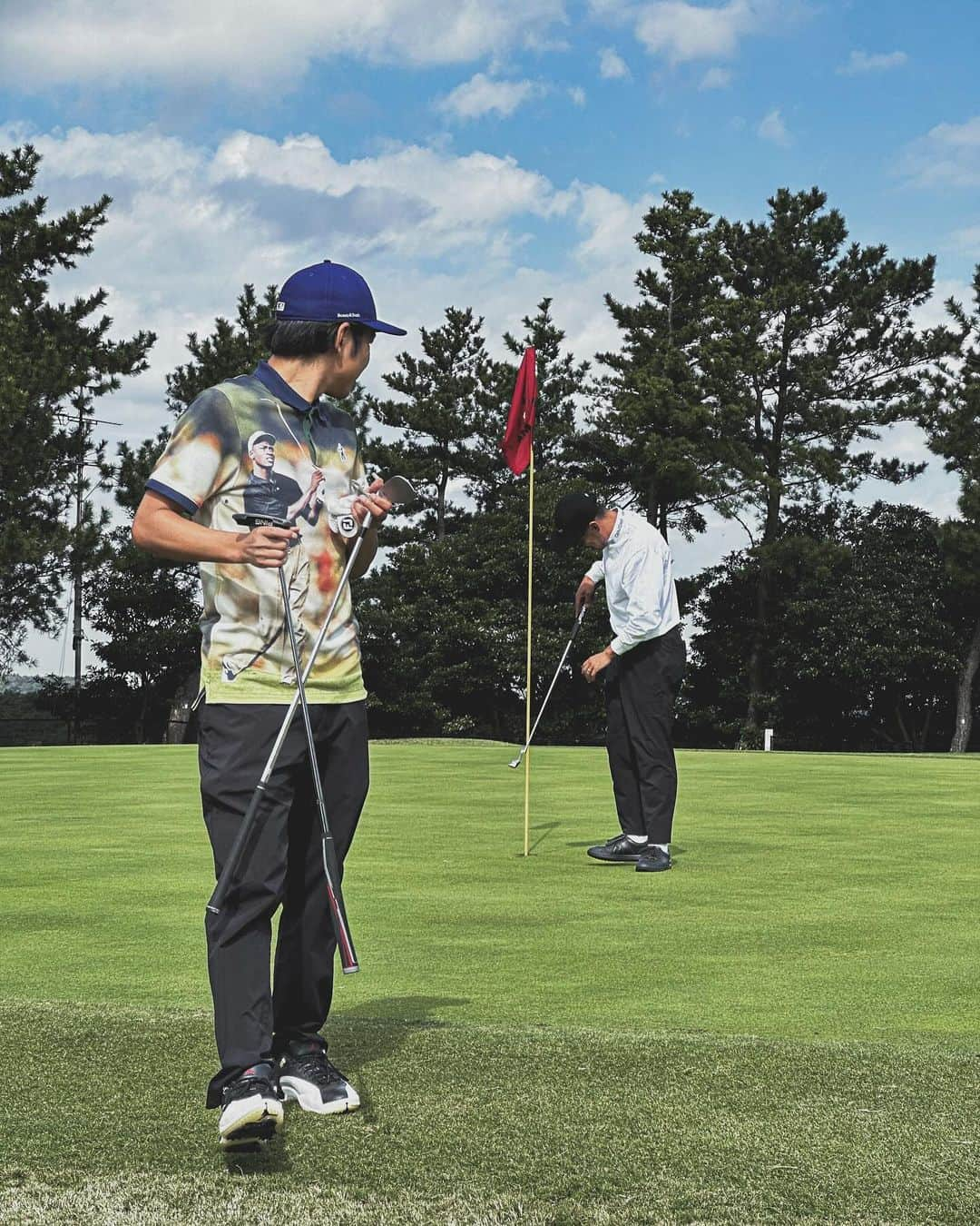 Kazukiさんのインスタグラム写真 - (KazukiInstagram)「⛳️🏌️‍♂️. . . . . . . . #golf#ゴルフ#ゴルフウェア#joebiden #captainshelmgolf」11月12日 20時40分 - kazukihamano