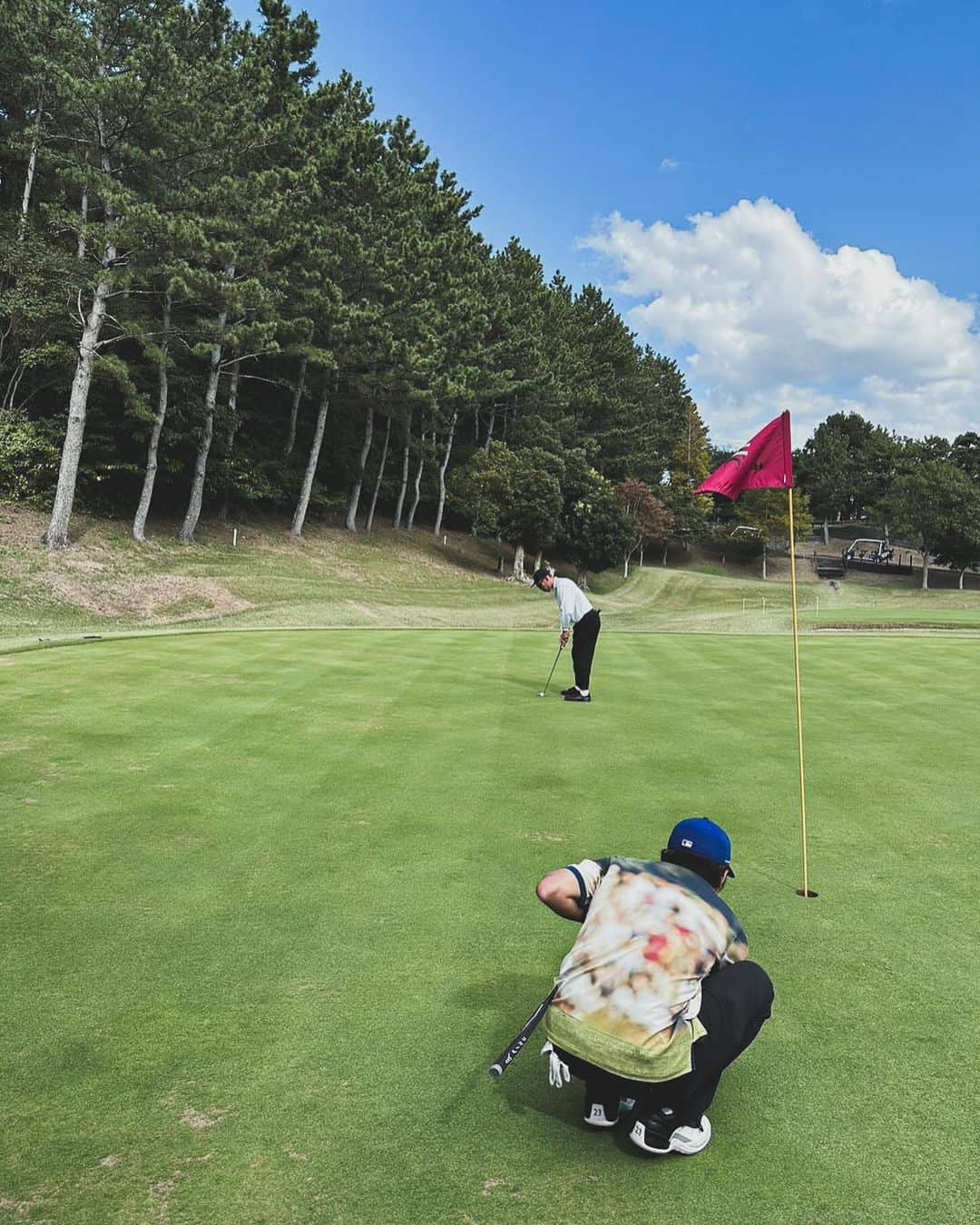 Kazukiさんのインスタグラム写真 - (KazukiInstagram)「⛳️🏌️‍♂️. . . . . . . . #golf#ゴルフ#ゴルフウェア#joebiden #captainshelmgolf」11月12日 20時40分 - kazukihamano