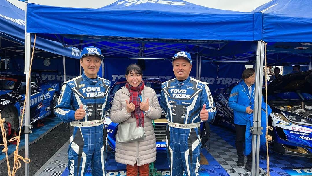 竹岡圭さんのインスタグラム写真 - (竹岡圭Instagram)「モーターファンフェスタinお台場⭐️D1GP TOKYO DRIFT👍  TEAM TOYO TIRES DRIFTはもうお祭り騒ぎ💖お台場にバッチリ青が灯りました💙  川畑真人選手と藤野秀之選手の追走お楽しみください💗  #トーヨータイヤ #TOYOTIRES #D1GP #チームトーヨータイヤドリフト #TOKYODRIFT #モーターファンフェスタ #お台場 #川畑真人 #藤野秀之 #竹岡圭」11月12日 21時05分 - kei_takeoka