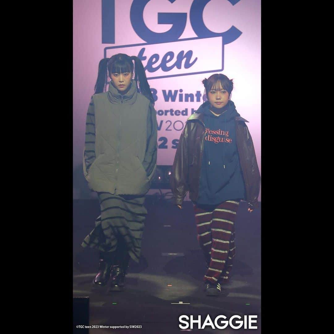 東京ガールズコレクションさんのインスタグラム写真 - (東京ガールズコレクションInstagram)「【TGC teen Winter 2023】SHAGGIEの全ルック公開!!!  TGC公式YouTubeにてステージムービーも公開💕  #SHAGGIE #なごみ / @__nagomi32__ #むくえな / @_.muu._ @ena_pi25 #原田都愛（Girls²） / @girls2_official #小川桜花（Girls²） / @girls2_official #みみりん / @0033.2004 #みりちゃむ / @mirichamu_0710 #南雲奨馬 / @shoma8108 #鈴々木響 / @hibiki__0106 #あいさ / @aaaisa.d.r.chihuahua  ***************** 『TGC teen 2023 Winter supported by SIW2023』  ●日時 2023年11月12日（日） 開場14:00 開演15:00 終演19:30（予定） ●会場 LINE CUBE SHIBUYA  #TGCteen #TGC #東京ガールズコレクション #fashion #event #ootd #coordinate #model #Japan #イベント」11月12日 21時15分 - tgc_staff