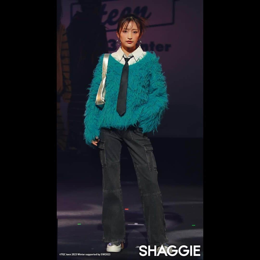 東京ガールズコレクションさんのインスタグラム写真 - (東京ガールズコレクションInstagram)「【TGC teen Winter 2023】SHAGGIEの全ルック公開!!!  TGC公式YouTubeにてステージムービーも公開💕  #SHAGGIE #なごみ / @__nagomi32__ #むくえな / @_.muu._ @ena_pi25 #原田都愛（Girls²） / @girls2_official #小川桜花（Girls²） / @girls2_official #みみりん / @0033.2004 #みりちゃむ / @mirichamu_0710 #南雲奨馬 / @shoma8108 #鈴々木響 / @hibiki__0106 #あいさ / @aaaisa.d.r.chihuahua  ***************** 『TGC teen 2023 Winter supported by SIW2023』  ●日時 2023年11月12日（日） 開場14:00 開演15:00 終演19:30（予定） ●会場 LINE CUBE SHIBUYA  #TGCteen #TGC #東京ガールズコレクション #fashion #event #ootd #coordinate #model #Japan #イベント」11月12日 21時15分 - tgc_staff