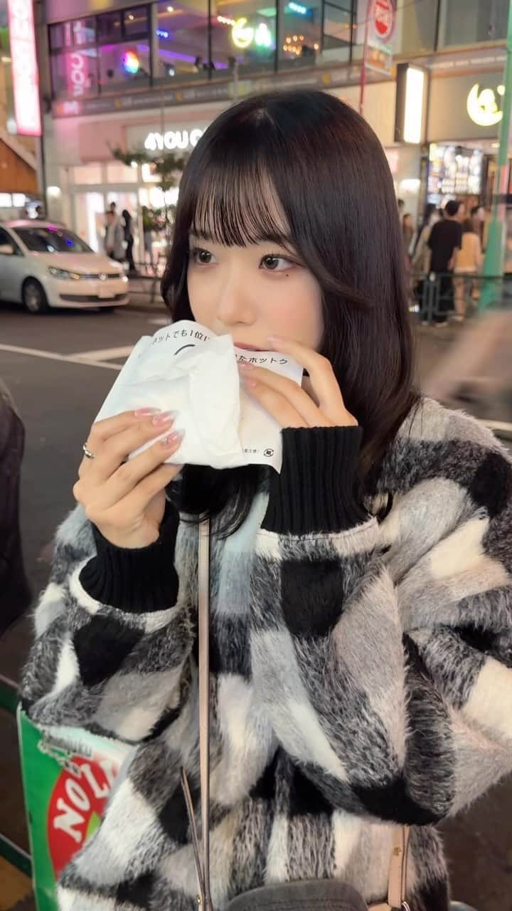 のインスタグラム：「もぐもぐ🐿️ #fyp」