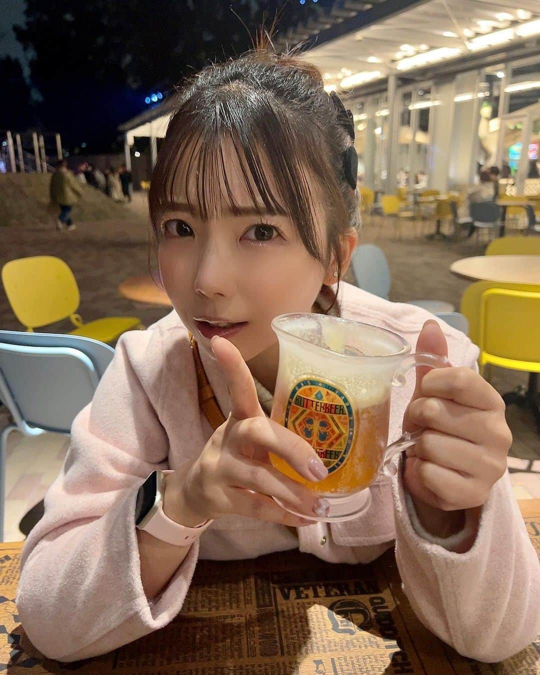 堀江りほさんのインスタグラム写真 - (堀江りほInstagram)「.  バタービールごめんなさい。  #ハリーポッタースタジオツアー  #バタービール」11月12日 21時11分 - riho_horie