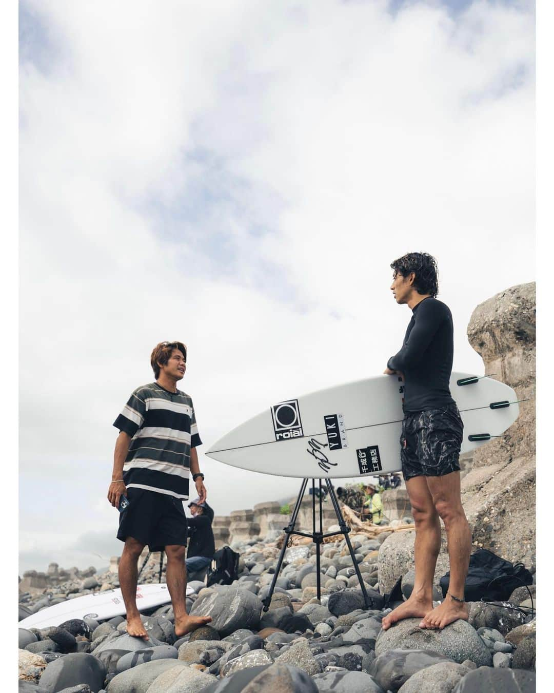 山中海輝さんのインスタグラム写真 - (山中海輝Instagram)「台湾の旅のハイライト。 純粋にサーフィンと向き合う仲間にたくさん刺激と学びをもらった1週間でした。  そして今日でプロサーファーになって12年。 まだまだ上手くなれるように海と自分と向き合います。  Congratulation @sara_wakita1010 & @raiha_onou 👑✨✨✨  PC : @norihiro_takeda &me」11月12日 21時24分 - kaikiyamanaka