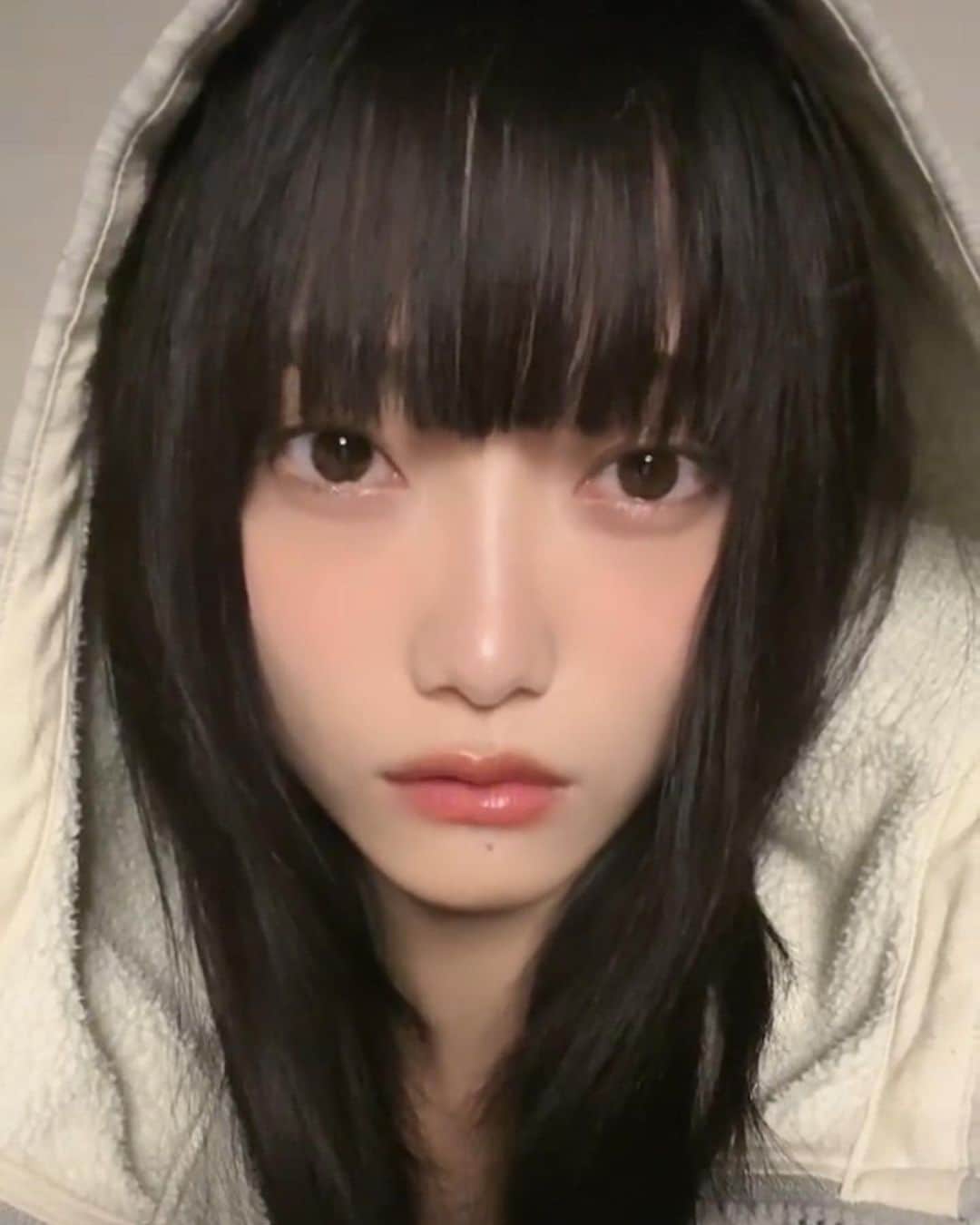阿知波妃皇のインスタグラム：「🫧🤍🧺🐣」