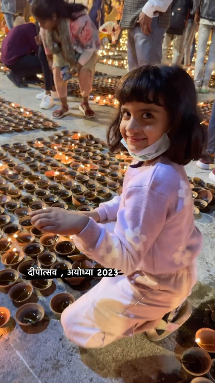 Gaurav Tanejaのインスタグラム：「Happy Deepavali 🪔🪔」