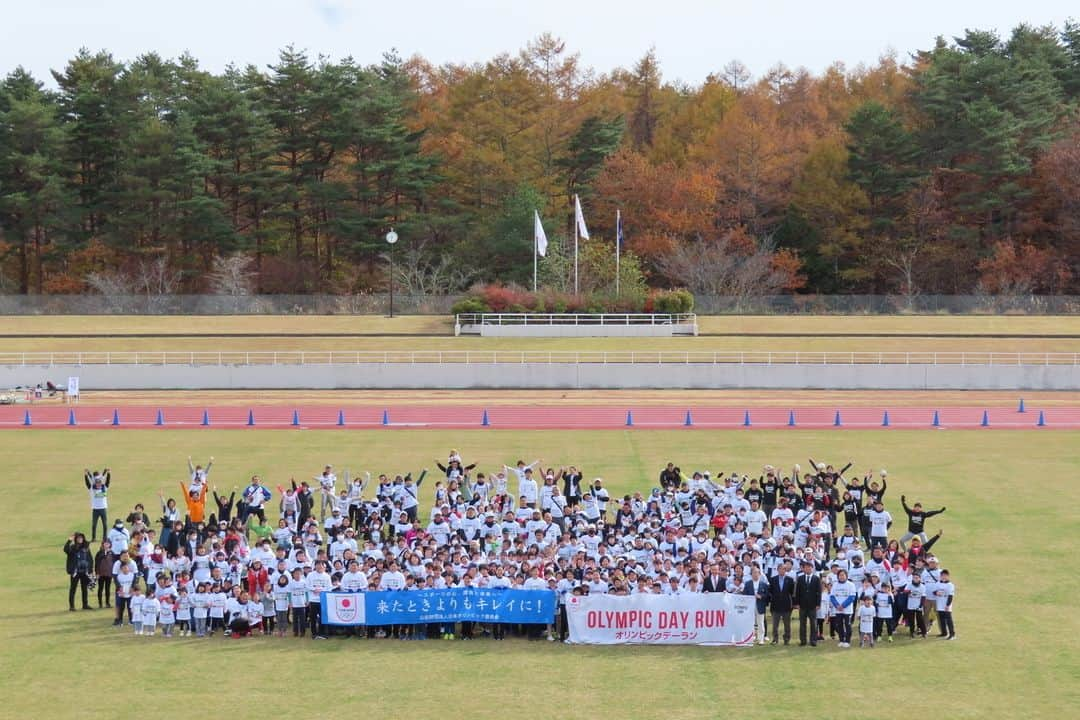 日本オリンピック委員会のインスタグラム：「／ #オリンピックデーラン 富士吉田大会大会を開催しました🏃‍♂️ ＼  ご参加いただいた皆さま、ありがとうございました！ #TEAMJAPAN #がんばれニッポン （写真：©︎JOC）」