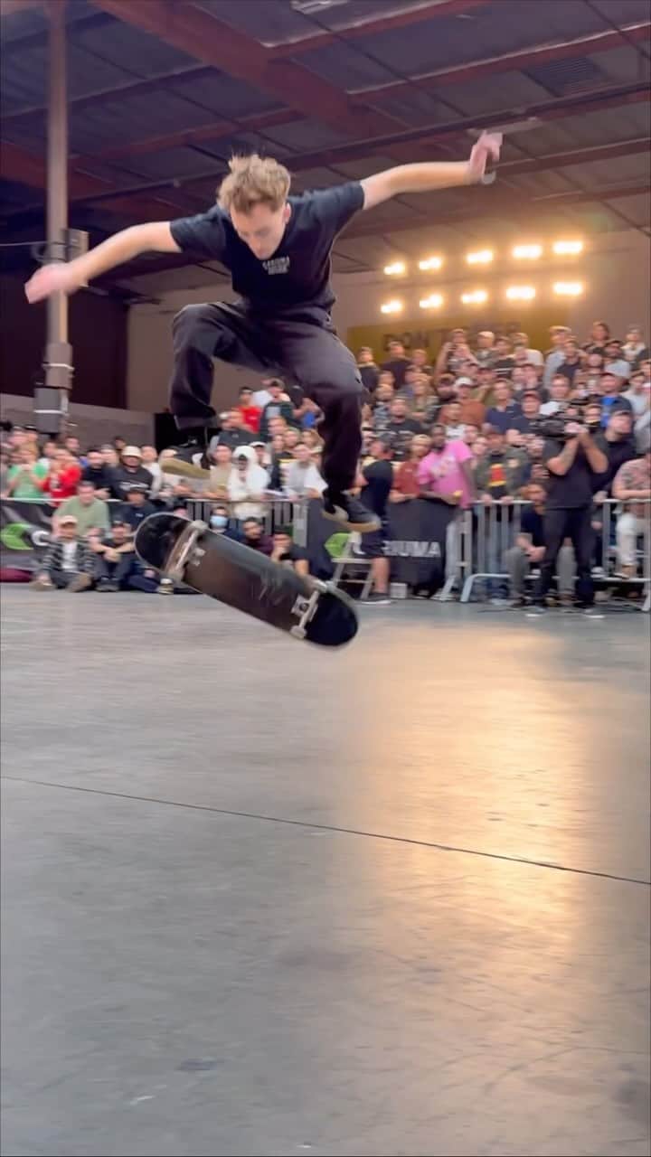 The Berricsのインスタグラム：「The @tylerpeters0n vs @_jamiegriffin Finals Night rematch was HEAVY 🔨 Tune in now to see who is going head-to-head in the BATB 13 Finals Championship Battle! Now live on The Berrics YouTube Channel 📺 #skateboardingisfun #berrics #batb13」