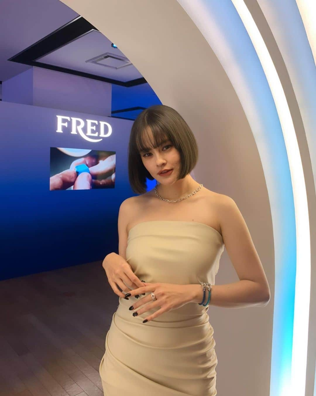 emmaさんのインスタグラム写真 - (emmaInstagram)「🫧 @fredjewelry 🫧 Happy Blue Shades  阪急うめだで開催されている、  @fredjewelry のプレビューイベントに参加しました💫  #PR #FREDHankyuUmeda #FREDHappyBlueShades #FREDJewelry #FREDParis  ST : @linonakamura_  HM : @rei_fukuoka」11月12日 13時58分 - okss2121