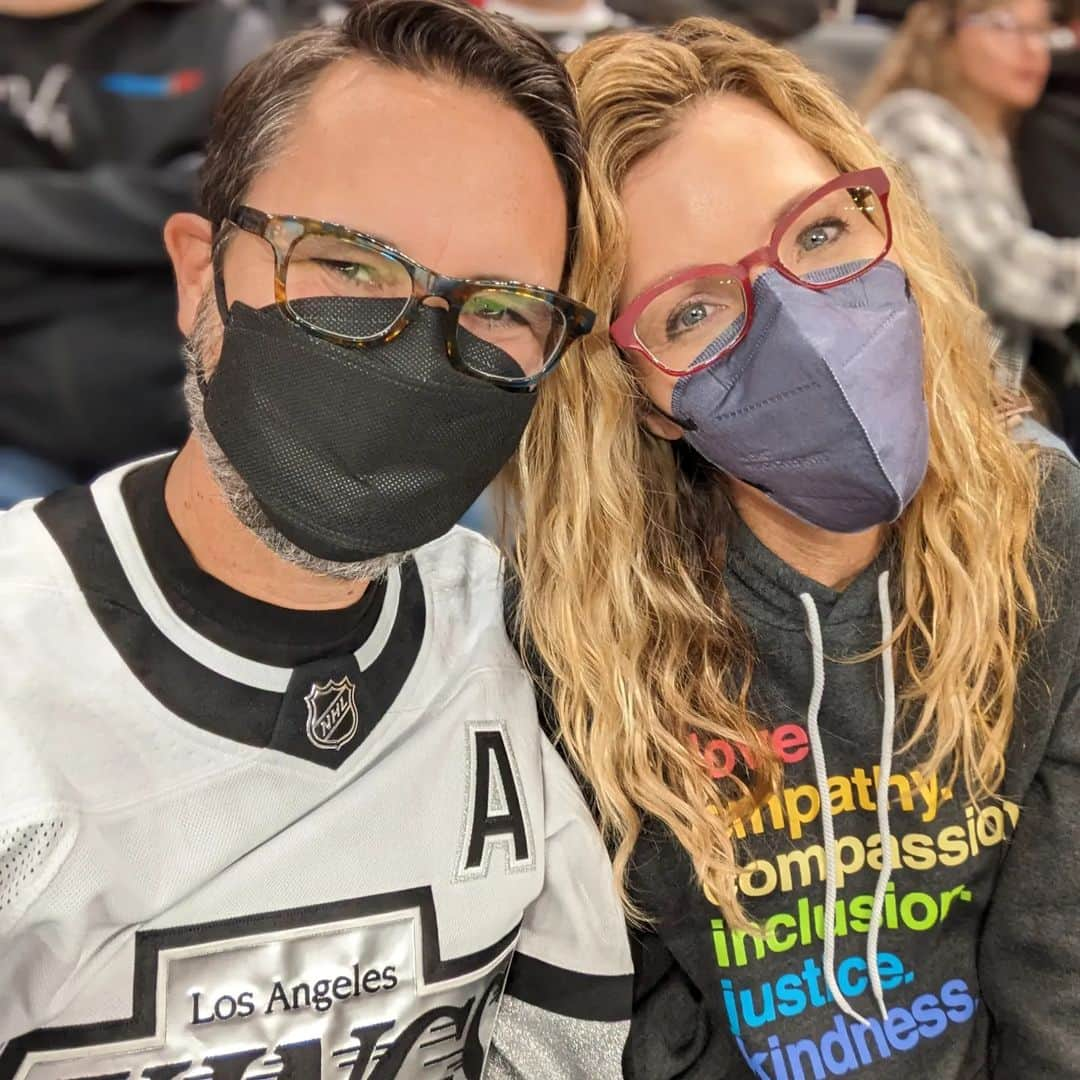 ウィル・ウィトンのインスタグラム：「Hockey date with my favorite human. #GOKINGSGO」