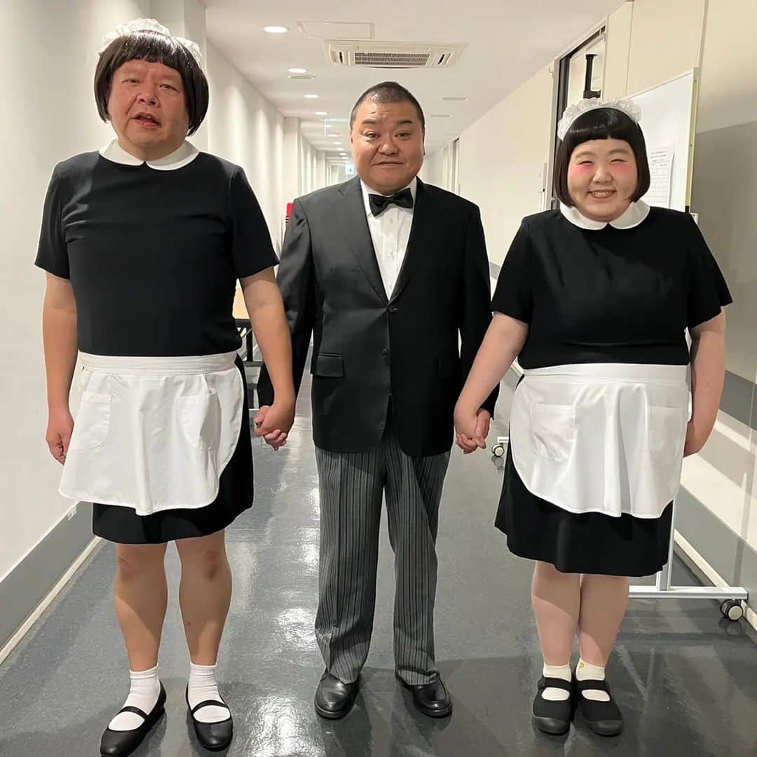 川畑泰史のインスタグラム：「本日は  愛知県岡崎市で藍ちゃんの新喜劇!!!  皆で楽しんでますー!!!!」