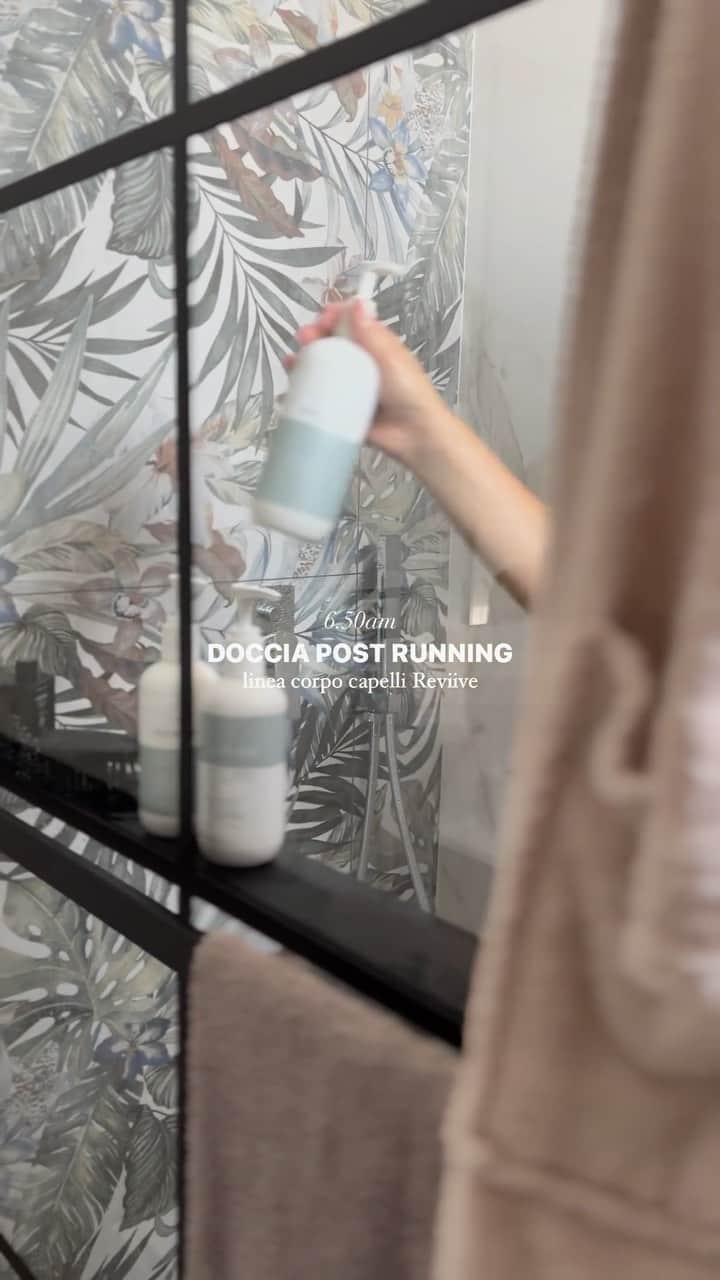 のインスタグラム：「Just add water 🧖‍♀️ #Reviive   🎞️ by @stefaniapesola__」