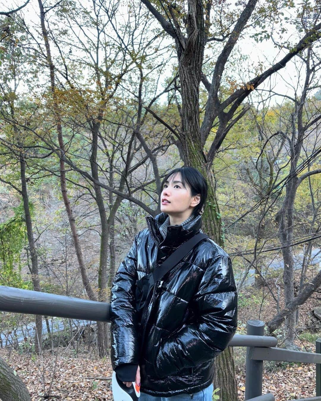 ナナ さんのインスタグラム写真 - (ナナ Instagram)「딱지쓰랑 함께해🩶」11月12日 15時24分 - jin_a_nana