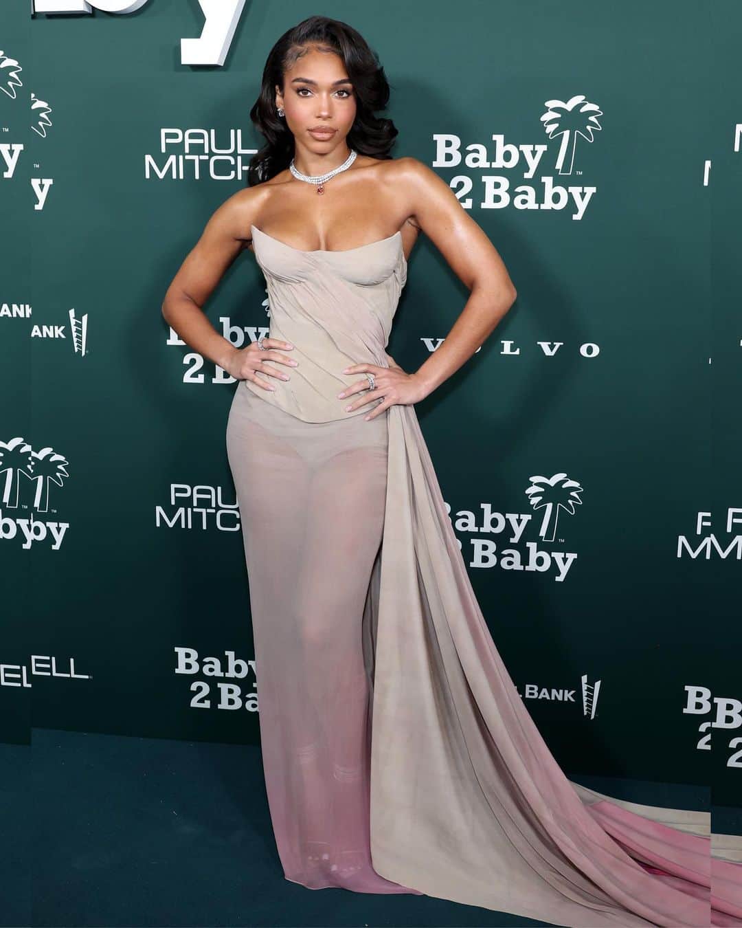 Just Jaredさんのインスタグラム写真 - (Just JaredInstagram)「Hailey Bieber, Lori Harvey, Cole Sprouse, Ari Fournier, Demi Lovato, Normani and Sofia Richie were just a few stars to attend the 2023 Baby2Baby Gala tonight in West Hollywood! We’ve got more pics over at JustJared.com! #HaileyBieber #LoriHarvey #ColeSprouse #AriFournier #DemiLovato #Normani #SofiaRichie Photos: Getty」11月12日 16時59分 - justjared