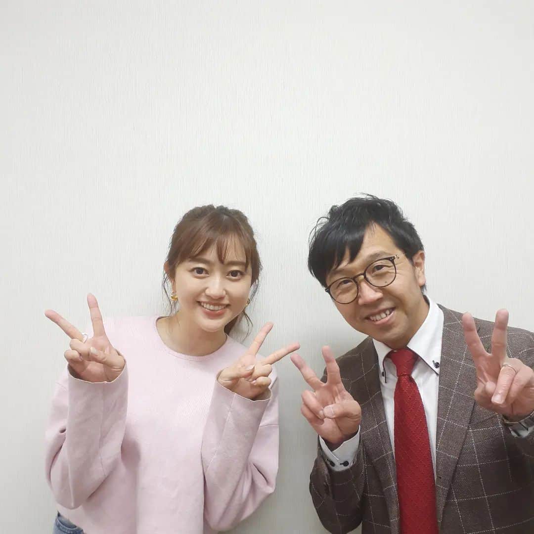 のインスタグラム：「菊地亜美さんと函館競馬場でのイベント、 ご一緒させていただきました 本当に素敵な方！  菊地さん　◎ライラック 惜しかった・・・ 父・オルフェーヴル ラストランが思い出だったそうで 『競馬はブラッドスポーツ』！  来年はぜひ、ご家族で！  寒い中ご来場いただいた皆さん ありがとうございました！  水野よしまさ  #菊地亜美さん #競馬 #エリザベス女王杯」
