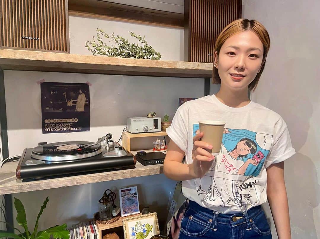森万由子のインスタグラム：「サニーデイ・サービスの余韻に浸る日曜日☕️」