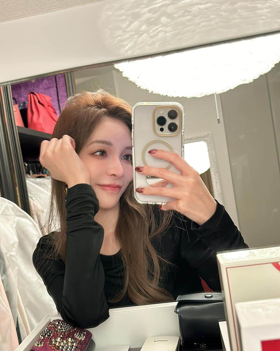 大沢ケイミのインスタグラム：「👀」