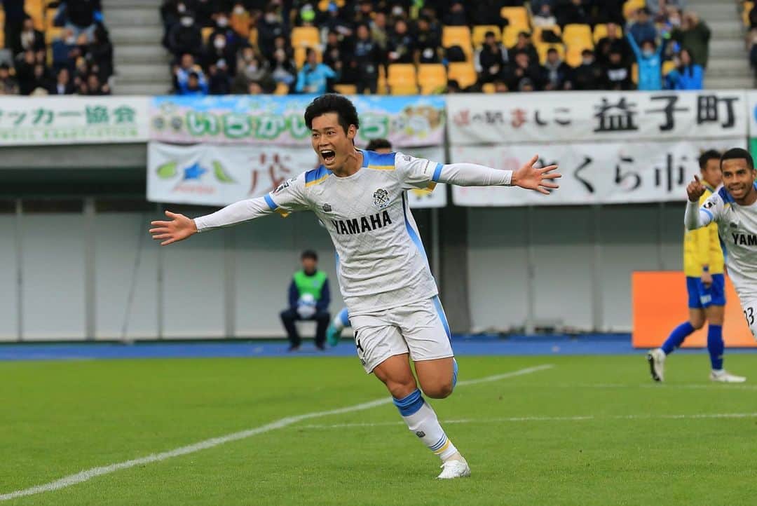 のインスタグラム：「#栃木磐田 GamePhoto📸  #𝐑𝐄𝐓𝐔𝐑𝐍𝐓𝐎𝐉𝟏 #ジュビロ磐田 #jubilo」