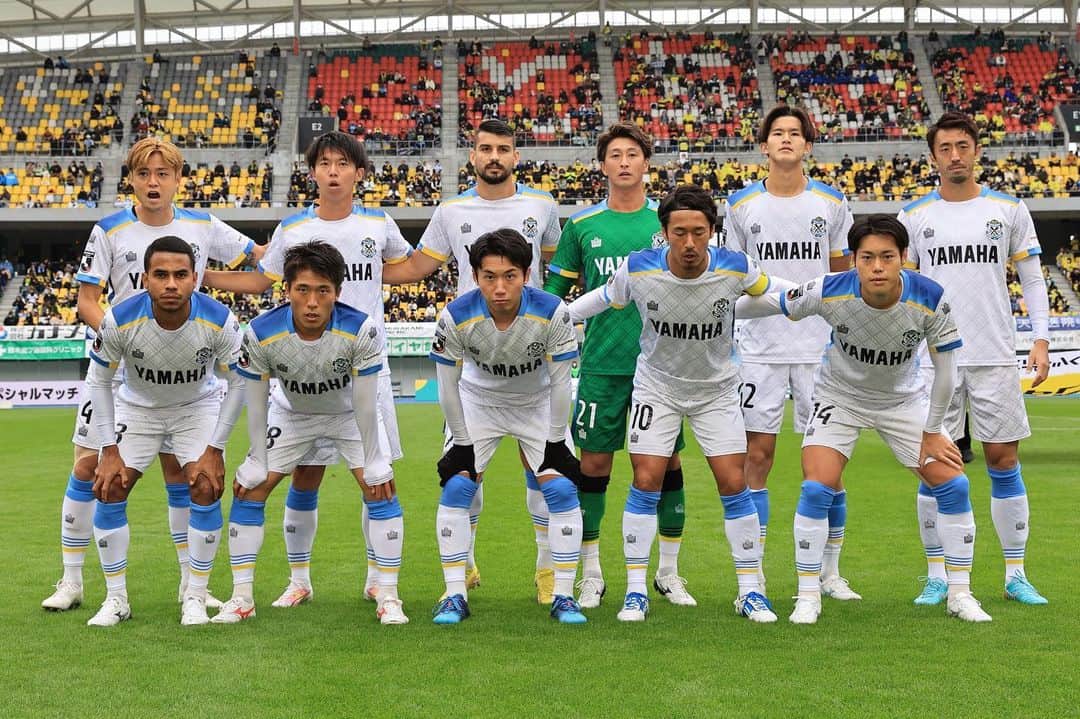ジュビロ磐田のインスタグラム：「#栃木磐田 GamePhoto📸  #𝐑𝐄𝐓𝐔𝐑𝐍𝐓𝐎𝐉𝟏 #ジュビロ磐田 #jubilo」