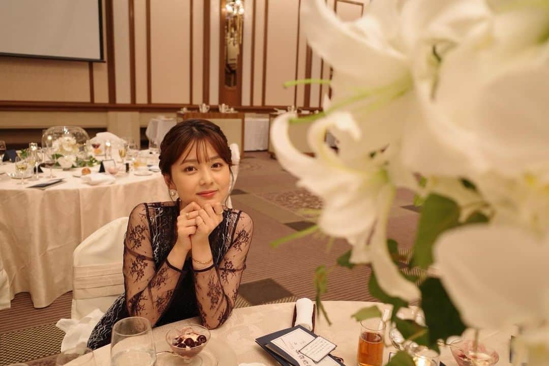 佐藤梨那のインスタグラム：「🕊️  素敵な結婚式だったなぁ✨ 心が幸せでいっぱい💓  photo by @rinayamamoto_0622」