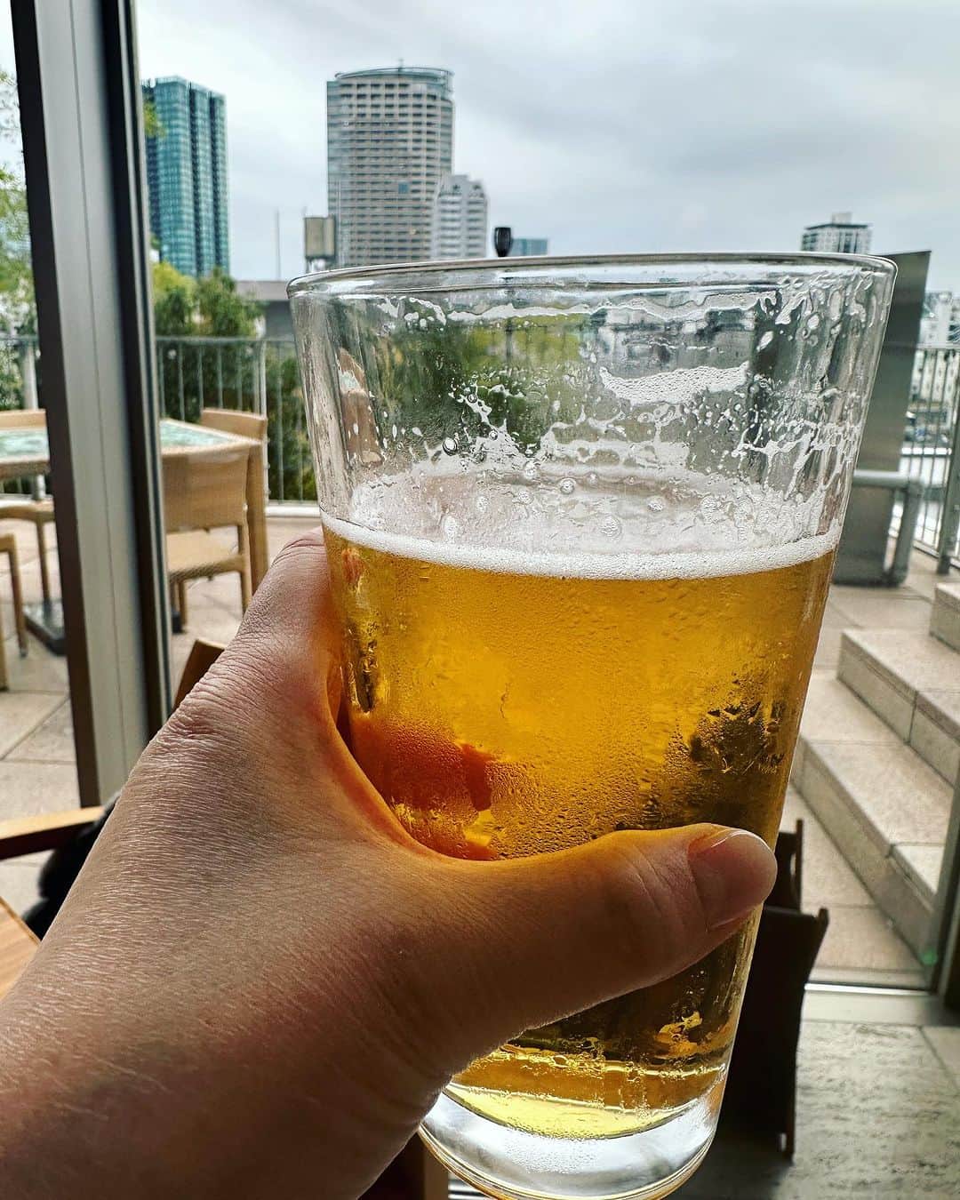 のインスタグラム：「寒い日曜日。 宝塚観劇→アメリカンクラブ→除霊整体😆 明日が良い日でありますように😘」