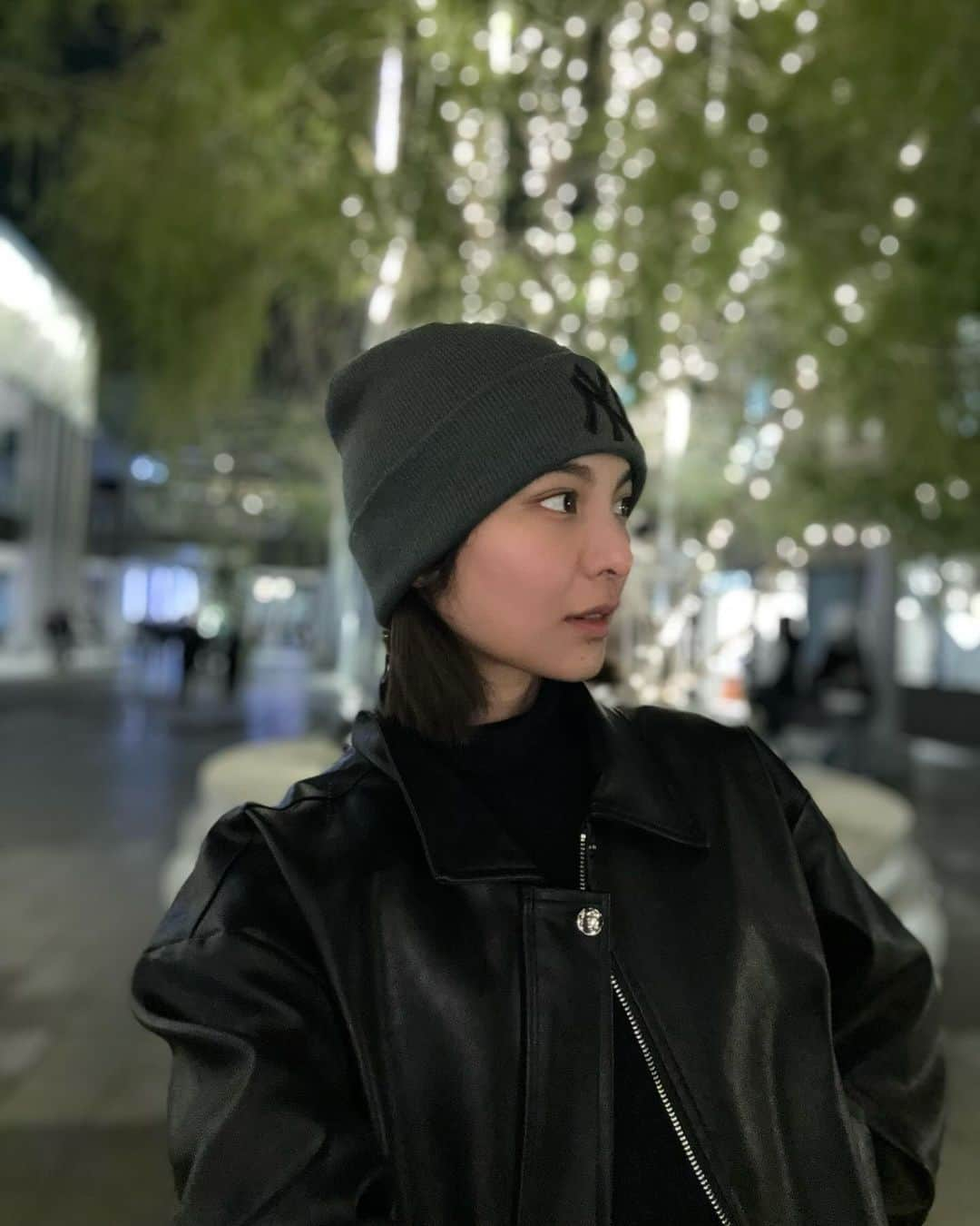 山口厚子のインスタグラム：「新調したニット帽🫶  #冬の寒さ #耐えれないかも #でもオシャレしたい」