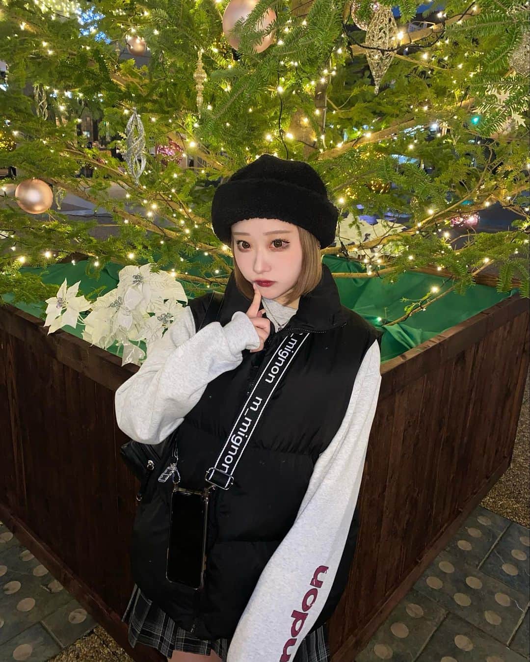 おもてちゃんさんのインスタグラム写真 - (おもてちゃんInstagram)「だいすきな季節がやってきた🎄 みにょん新作匂わせときます」11月12日 19時37分 - omotemaru