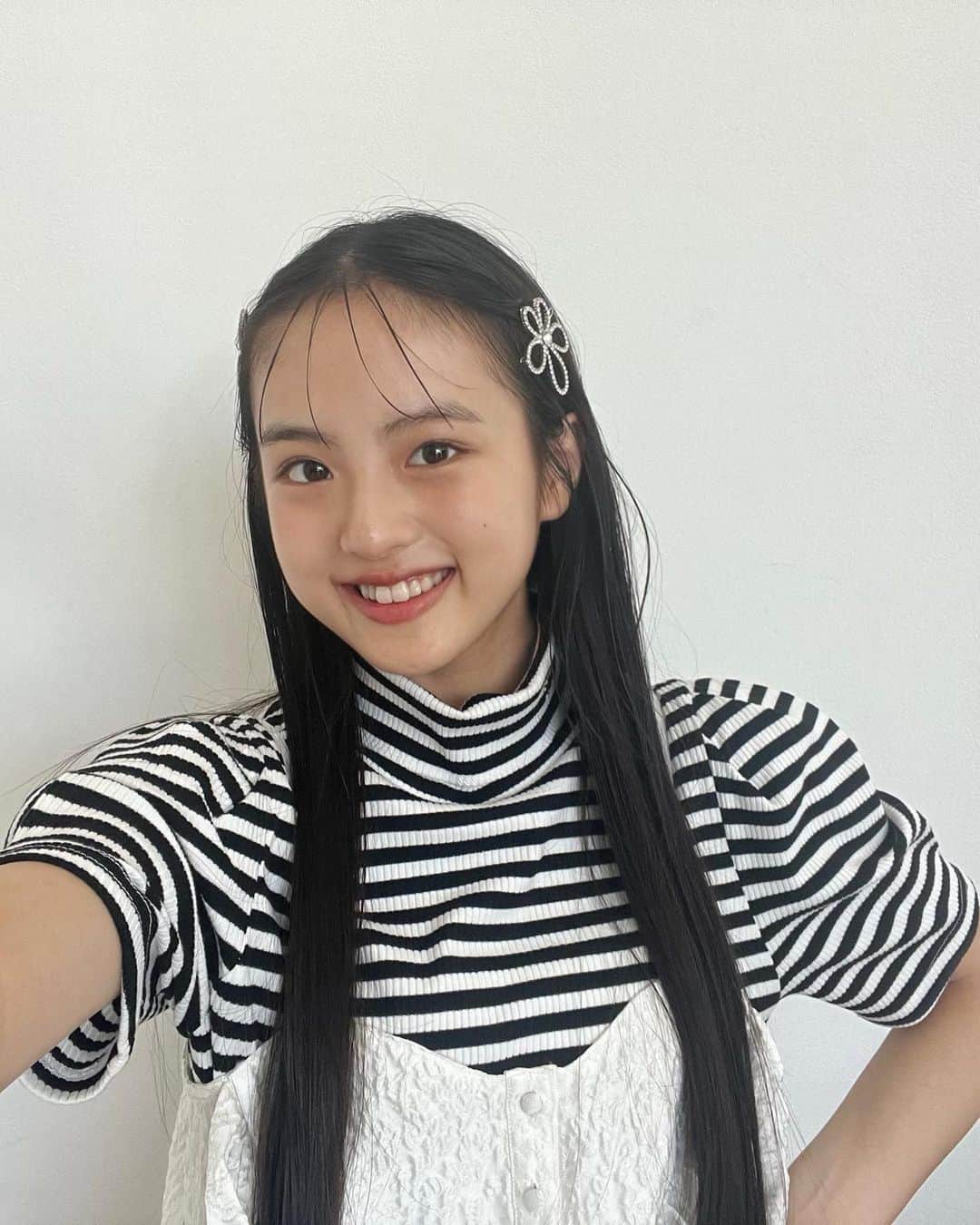 竹下優名のインスタグラム：「Seventeen秋冬号『ミスST2023はじめましてプロフ帳』のオフショ！☺︎¨̮⃝  #Seventeen秋冬号#ミスST2023 #Seventeen#セブンティーン #オフショ #jc2#09#PR」