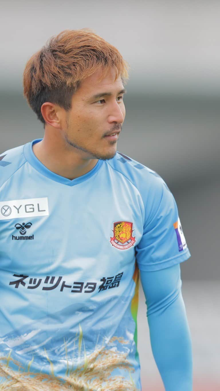 福島ユナイテッドFCのインスタグラム：「𝙂𝙊𝘼𝙇 𝙎𝘾𝙀𝙉𝙀 #樋口寛規 人 選手  後半35分、ペナルティエリア内で #吉永大志 選手が倒されPKのチャンスを獲得。キッカーの 樋口寛規 選手が落ち着いてゴールを決め同点に追いつく。  樋口選手にとってこれが今季5得点目に！  #1112松本 #一心一積 #福島ユナイテッド #fufc #福島 #Jリーグ #jleague #サッカー #soccer #⚽️」