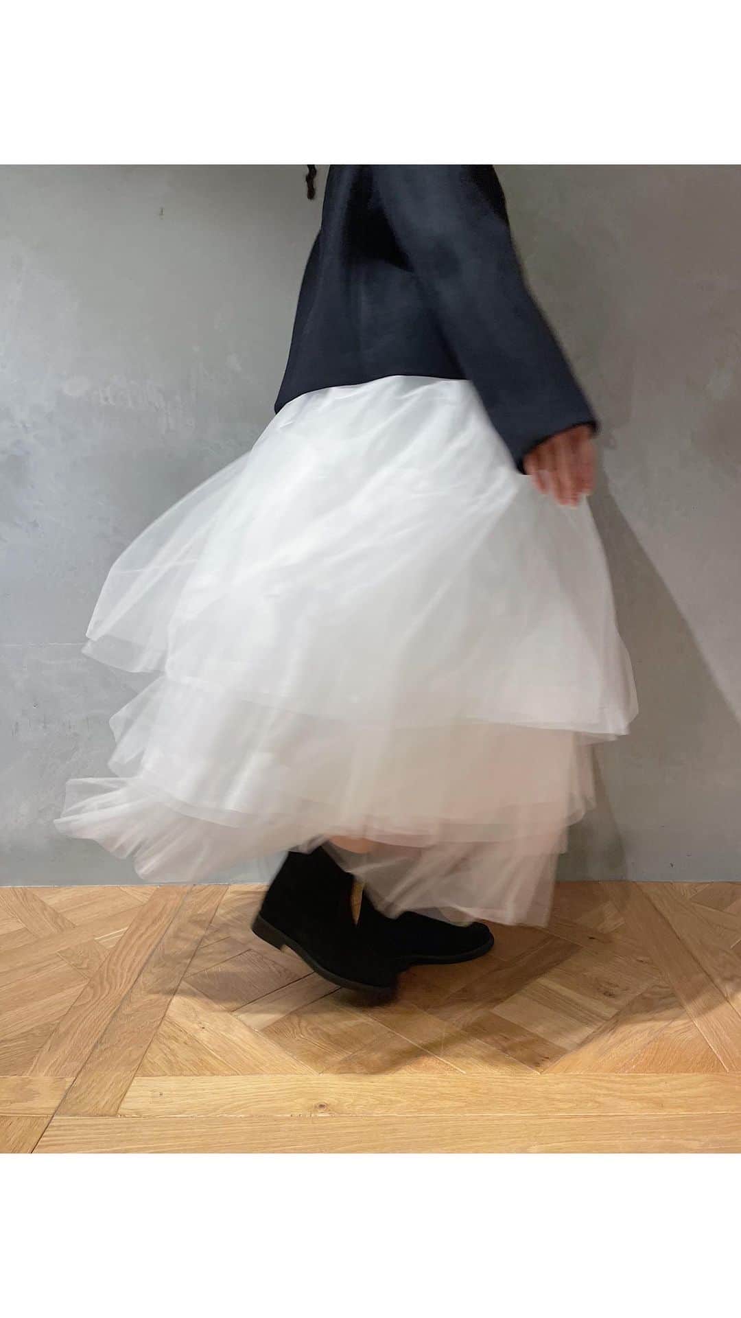 IÉNA LA BOUCLEのインスタグラム：「. ⁡ tulle skirt ¥41,800 intax size:free / white ⁡ ✴︎NEWoMan SHINJUKU limited item!!! ⁡ ⁡ #ienalaboucle#iena#イエナ#イエナラブークル#ienalaboucle_23aw」