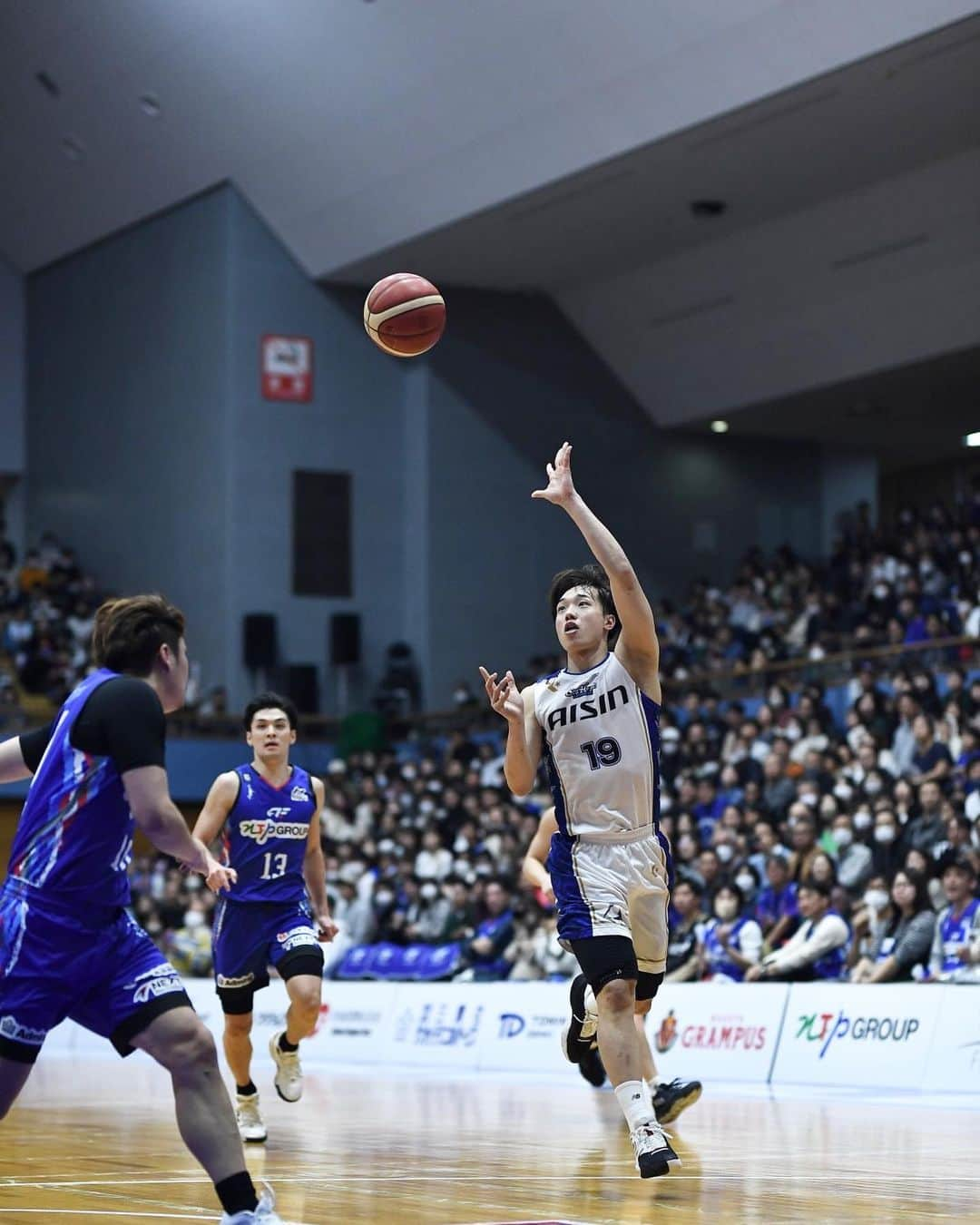 シーホース三河さんのインスタグラム写真 - (シーホース三河Instagram)「11/12(日) vs.FE名古屋 #PHOTO FE名古屋 82-72 三河  #ガチ  #シーホース三河  #Bリーグ #シーホース #seahorsesmikawa #BLEAGUE #バスケットボール #バスケ #basketball #三河」11月12日 20時02分 - go_seahorses