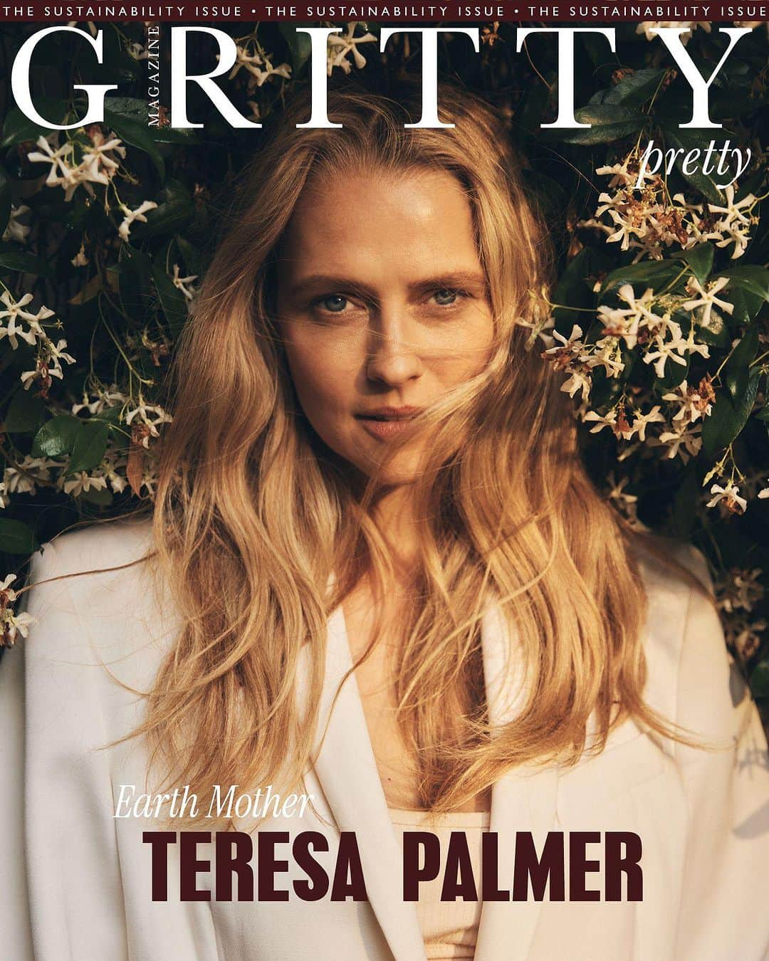 テリーサ・パーマーのインスタグラム：「Love this mag and loved this day. Thanks Gritty Pretty for having me as your cover girl this month for the sustainability issue. Oh what a fab team ✨  Gritty Pretty Editor @danielle_gay  Guest Editor @lottiedl  Art Direction @sarahdalywork Words by @rosegarnett  Produced by @tanikarouillon  Photography @danrobertsstudio  Digital Operator @seokhoyoon  Videography @tomrobots  Lighting Tech @ryan_achilles  Hair @kohhair_  Skin & Makeup @isabellaschimid  Styling @jess_pecoraro」