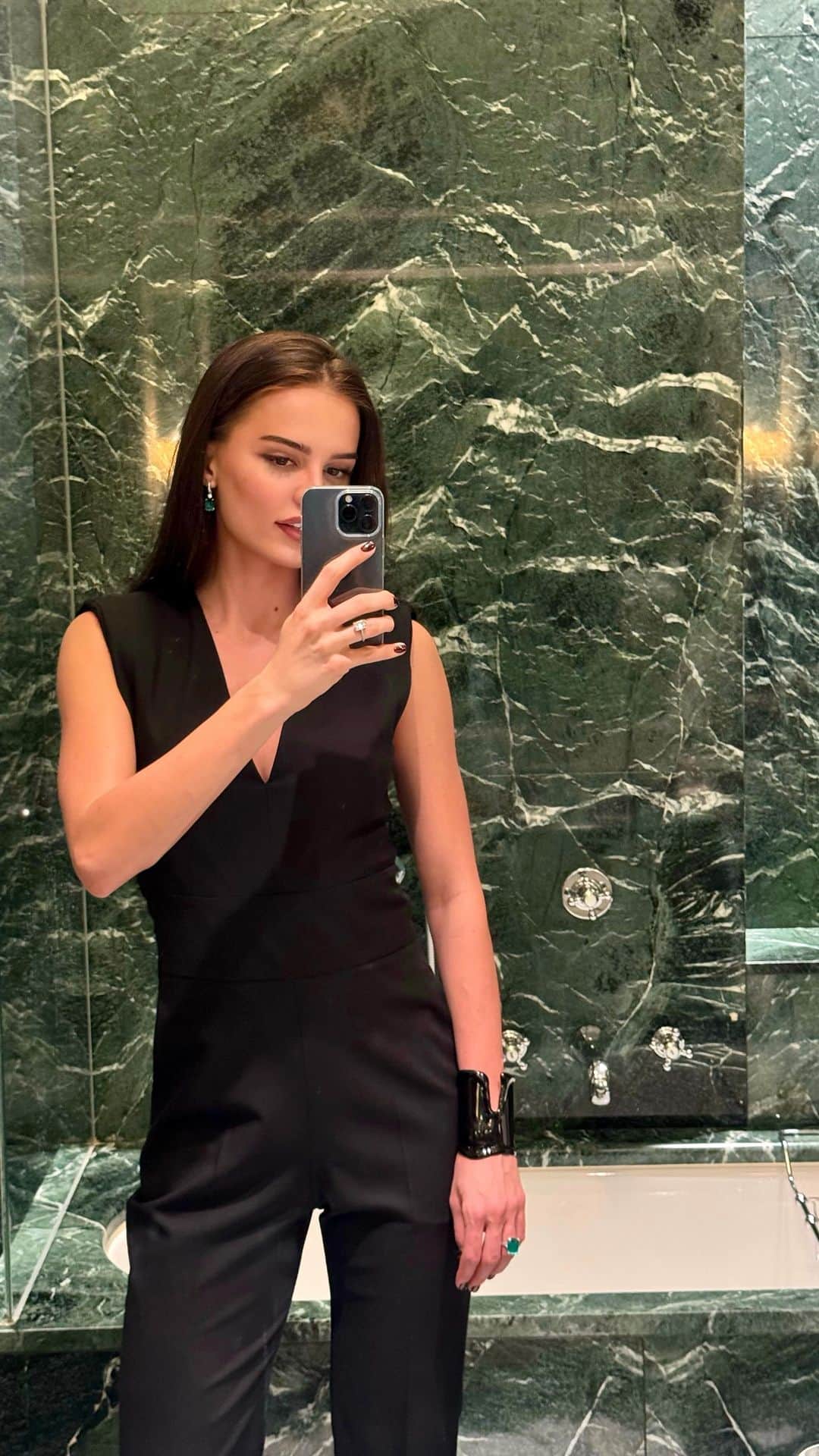 アンナ・アンドレスのインスタグラム：「Italian getaway at its finest 📽️🍕」