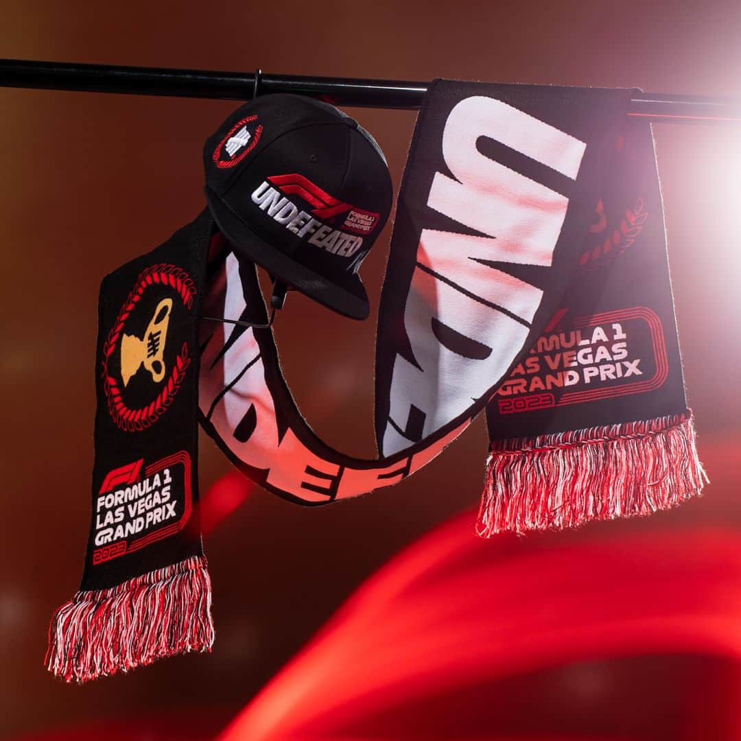 UNDFTDさんのインスタグラム写真 - (UNDFTDInstagram)「UNDEFEATED x Formula 1 Las Vegas Grand Prix  The UNDEFEATED x F1 LVGP Logo Snapback, Rally Scarf and Podium Snapback.  The Logo Snapback is made of 100% polyester twill with an adjustable snap, features an embroidered UNDEFEATED x F1 logo lockup on the front and the UNDEFEATED wordmark on the back, and is available in Neon Green, Neon Pink and Neon Yellow. The Rally Scarf is an acrylic scarf with high-definition woven UNDEFEATED and F1 logos throughout. The Podium Snapback is crafted from 100% crinkle nylon with an adjustable snap, featuring a heat-transferred UNDEFEATED x F1 logo lockup on the front, wreath logos on the side and a '5-strike' icon on the back.  Available Monday, 11/13, at 11am at all UNDEFEATED Chapter Stores and 8am PST at Undefeated.com」11月13日 6時00分 - undefeatedinc