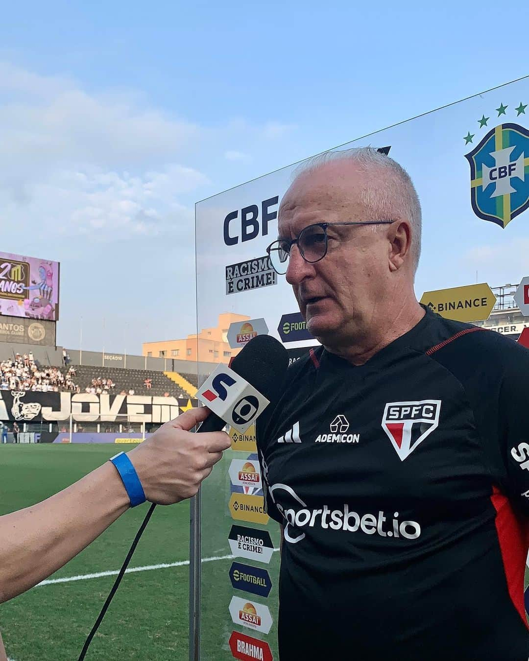 São Paulo FCさんのインスタグラム写真 - (São Paulo FCInstagram)「🗣️ Dorival:  “Eu confio muito no grupo que está atuando. Temos uma equipe competitiva nas mãos, buscando sempre os melhores resultados. Nós estamos levando com muita seriedade, vamos tentar fazer nosso melhor.”  #VamosSãoPaulo 🇾🇪」11月13日 6時00分 - saopaulofc