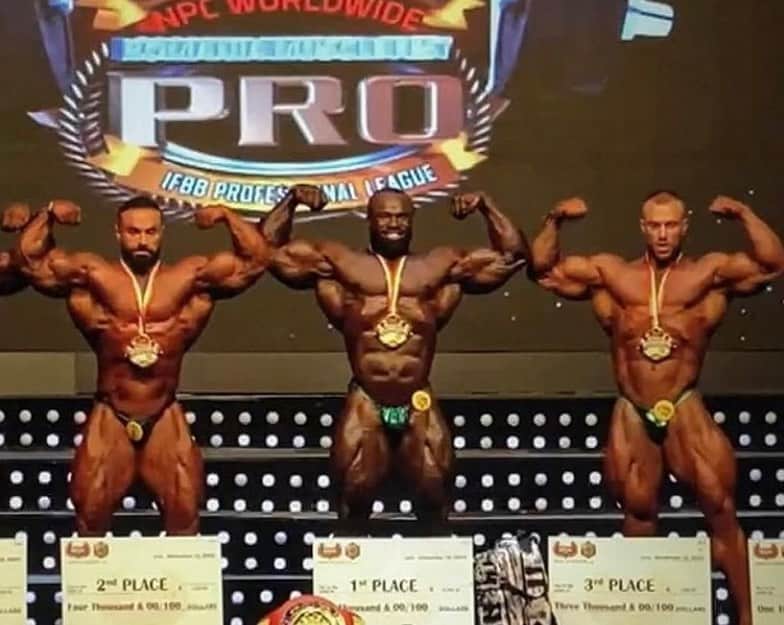 鈴木弘子のインスタグラム：「Top3 @romania_muscle_fest_pro are all Milos’s athletes🥇🥈🥉. I’m very happy and proud of you💪🏼💪🏼💪🏼」