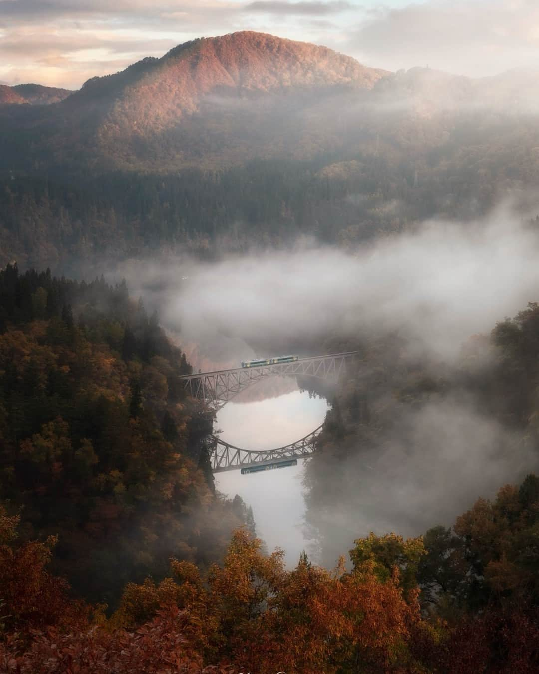 東京カメラ部公式さんのインスタグラム写真 - (東京カメラ部公式Instagram)「ブースト、お気に入り大歓迎！sproof7627さんの投稿作品です。 . 【sproof7627さん】 https://tokyocameraclub.com/mstdn/sproof7627/ . 【投稿作品】 https://tokyocameraclub.com/mstdn/sproof7627/111156741110765212 . 【登録はこちら：東京カメラ部インスタンス】 https://mstdn.tokyocameraclub.com/ . 【東京カメラ部アカウント】 https://mstdn.tokyocameraclub.com/@tokyocameraclub . 東京カメラ部インスタンスに登録いただき、ご自身のアカウントの投稿にハッシュタグ「#tokyocameraclub」を付けていただいた投稿が対象となります。ぜひ、気軽にご参加ください。 . ※各種法令、マナー、関係者の指示に従った撮影をお願いします。 *Please ensure that your photography adheres to all relevant laws, etiquette, and instructions issued by authorized persons. . #tokyocameraclub #東京カメラ部 #Japan #Photo #写真 #日本 #mastodon #マストドン #Photograph #Photography」11月13日 6時30分 - tokyocameraclub